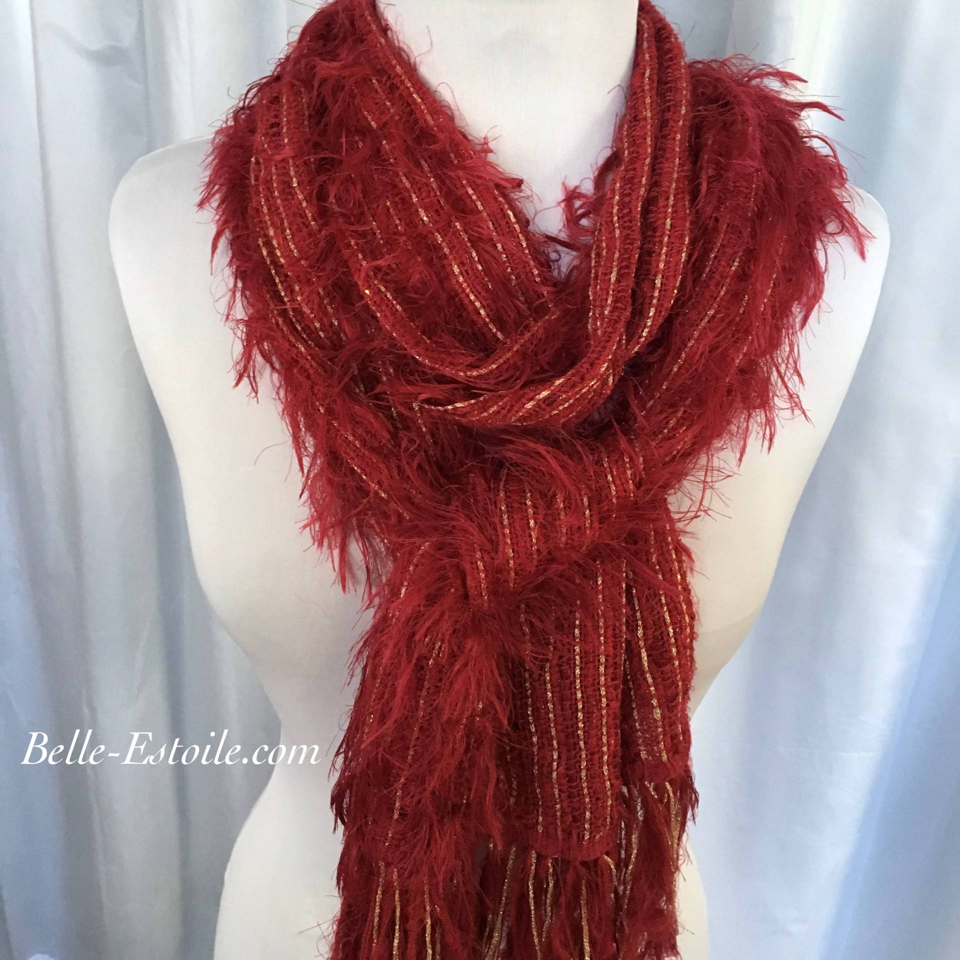 Eleganter Roter Handgewebter Schal Eleganter Roter Handgewebter Schal von BelleEstoile
