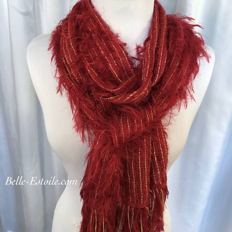 Eleganter Roter Handgewebter Schal Eleganter Roter Handgewebter Schal von BelleEstoile