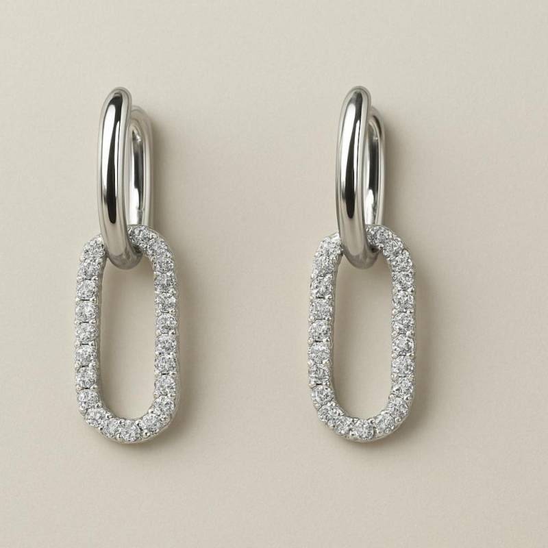 Crystal Hoops, Edelstahlohrringe Silber Mit Ovalem Kristallanhängern von BelleMereJewelry