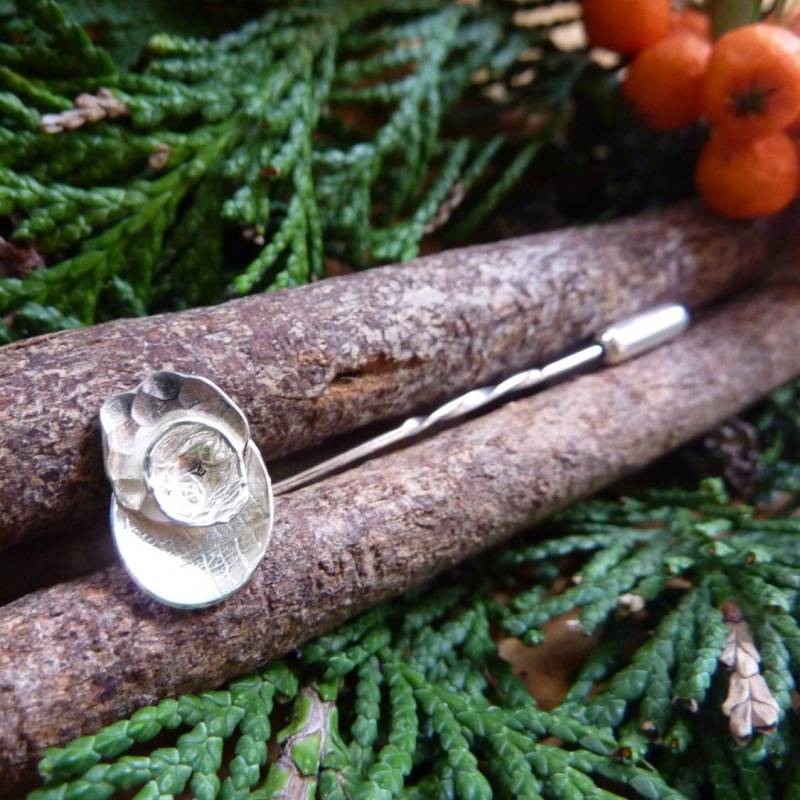 Mohnblumen Brosche/Anstecknadel; Handgefertigt, Sterling Silber von Bellisful