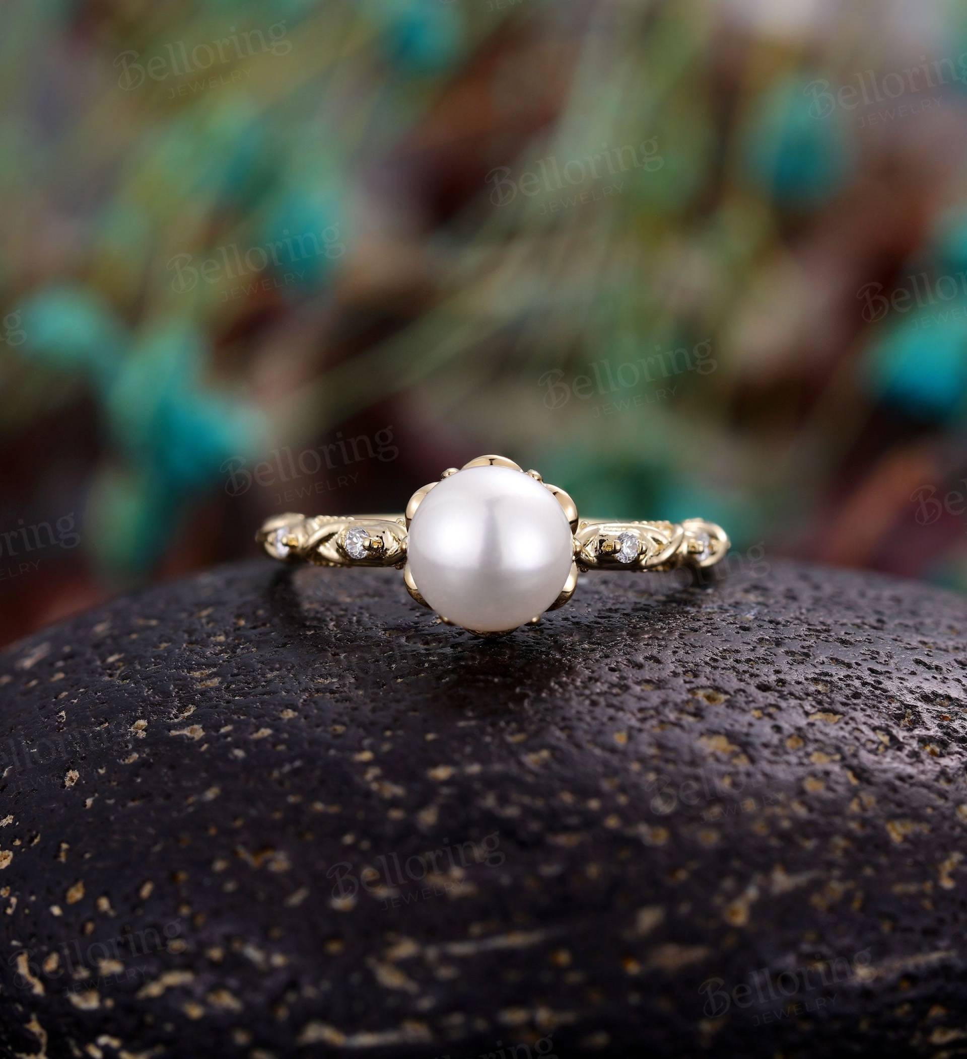 On Sale Weiße Perle Verlobungsring Diamant 14K Gelb Gold Vintage Ring Art Deco Antique Ehering Versprechen Jubiläum von Belloring