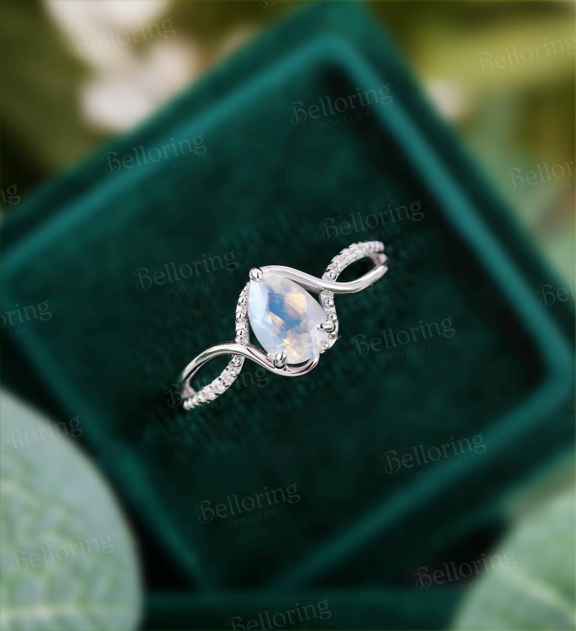 Tropfenförmiger Mondstein Verlobungsring Weißgold Vintage Diamant Unendlichkeitsringe Prong Set Twisted Bandring Unikat Ehering Jahrestag von Belloring