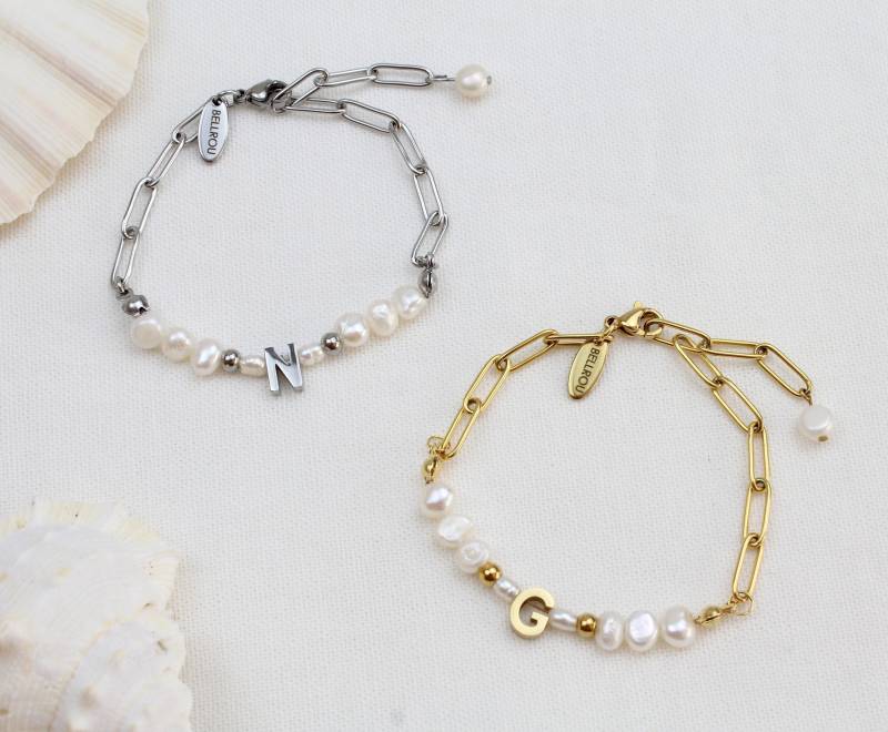 Bellrou | Armband Initiale, Personalisierbar, Süßwasserperlen Vergoldeter Oder Silberner Edelstahl von Bellrou