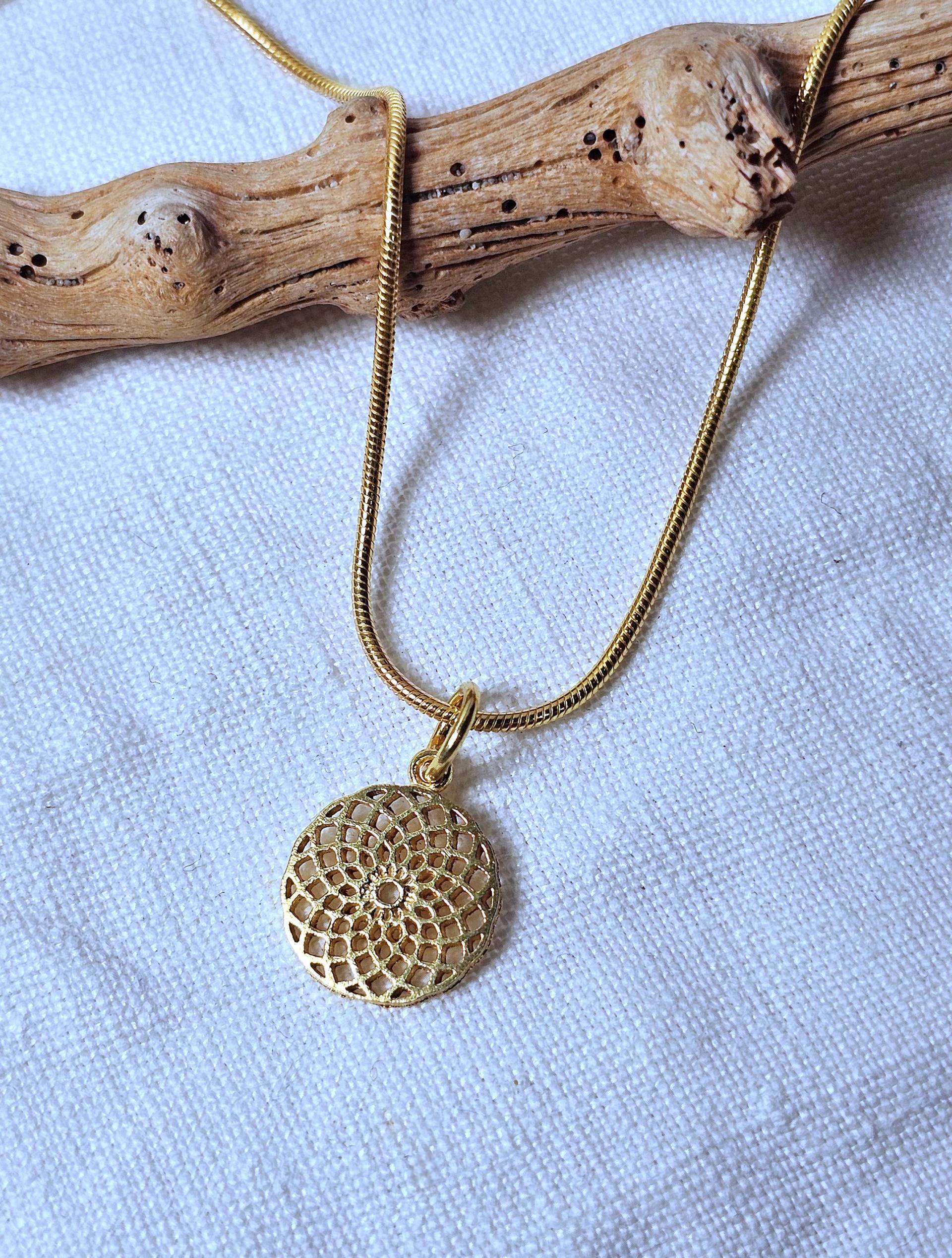 Blume Des Lebens Kette, Vergoldete 925Er Silber, Schlangenkette Und Anhänger, Blumenschmuck, Gold, Boho Minimalistsich, Hochzeit von BellsGioielli