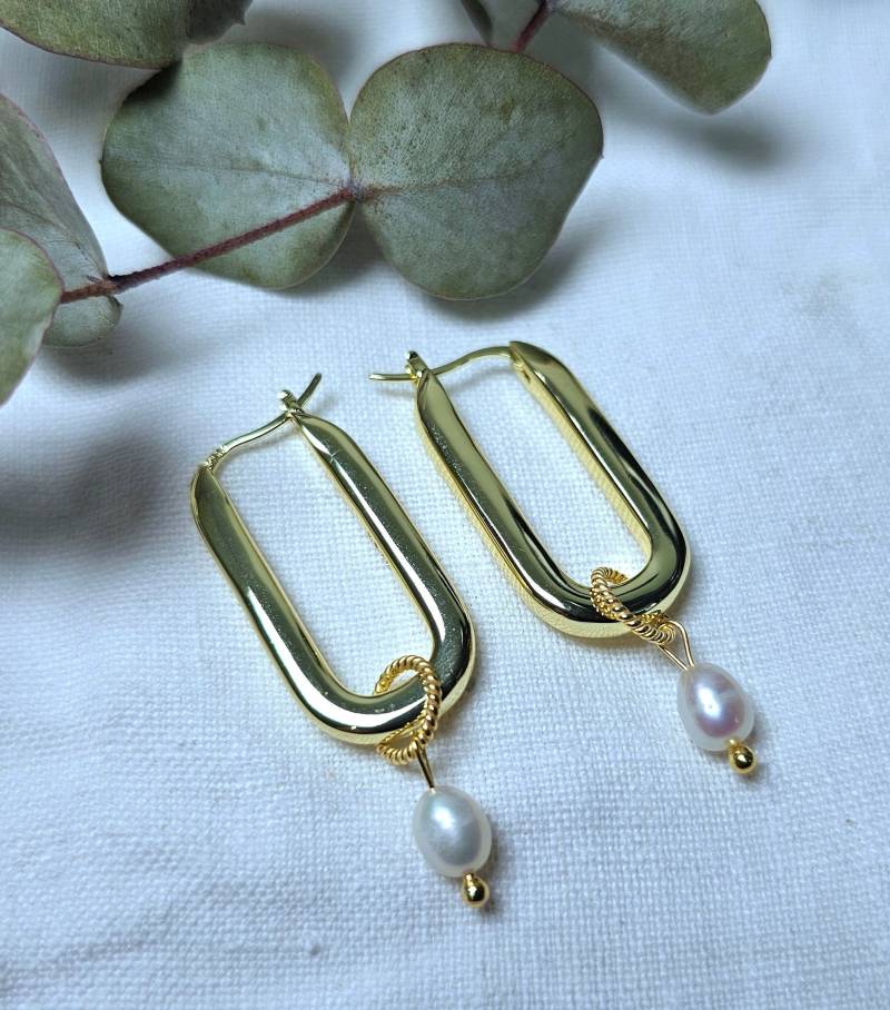 Eckig Vergoldete Perlen Creolen Mit Wechselbarem Süßwasser Anhänger, Ideal Als Geschenk Oder Hochzeitsschmuck Gegeignet von BellsGioielli