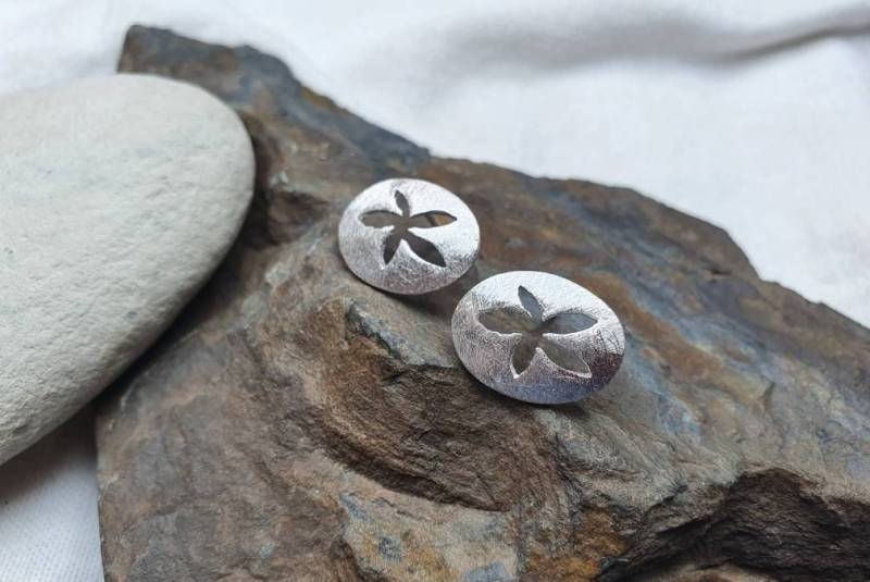 Gebürstete Sand-Dollar Ohrringe Aus 925Er Silber, Geschenk Für Die Freundin Oder Mutter von BellsGioielli