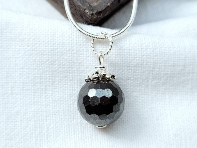 Kette Mit Anhänger Silber Schlangenkette Hämatit Blutstein Heilstein Schutzstein 41cm von BellsGioielli