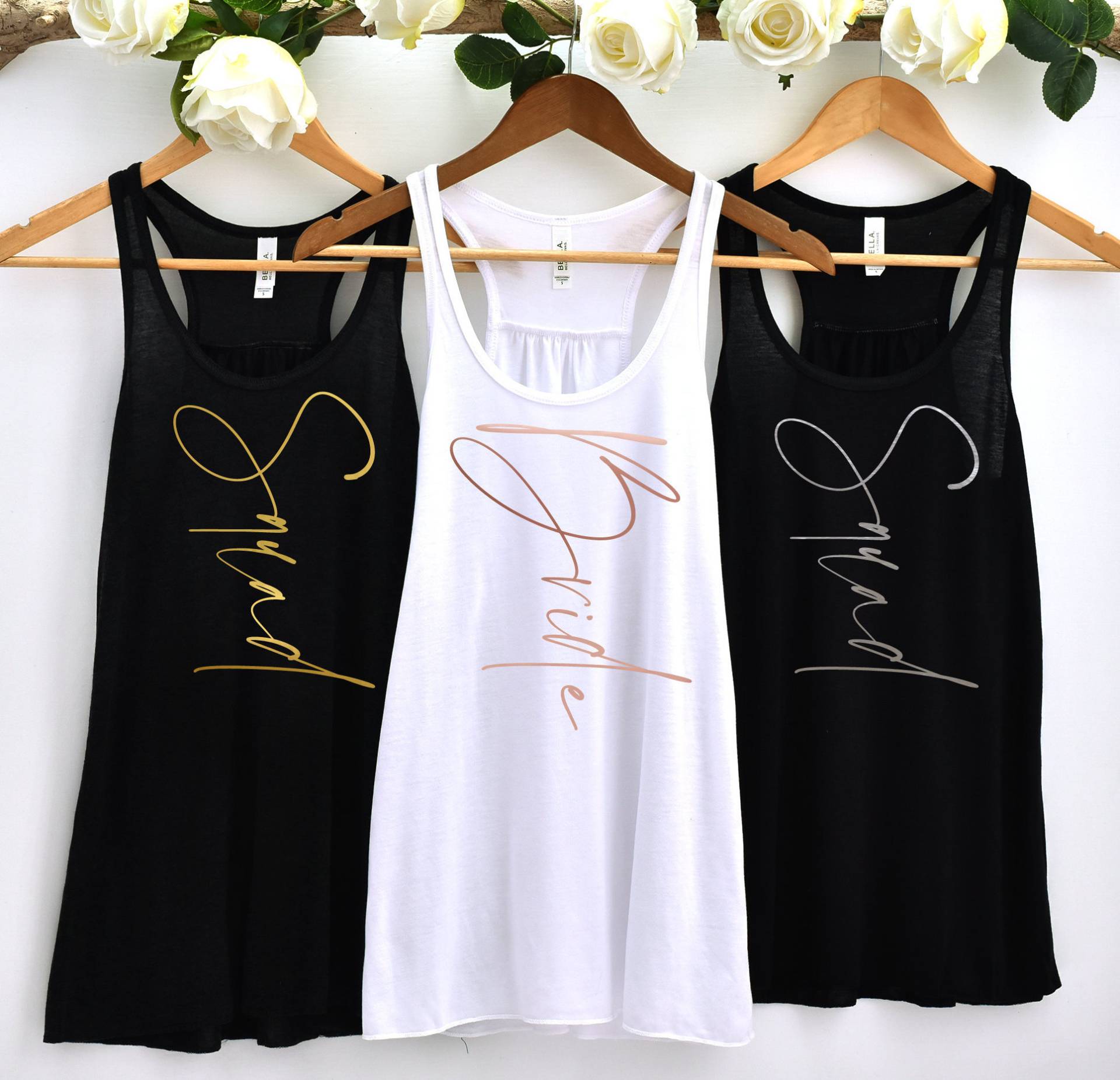 Bachelorette Tank Tops, Fließende Tanktops, Brautjungferngeschenk, Trauzeugin Shirts, Antrag, Hen Party, Hochzeit Bridal240 Bachelorette Tank Tops, Fließende Tanktops, Brautjungferngeschenk, Trauzeugin Shirts, Antrag, Hen Party, Hochzeit Bridal240 von BellsandBalloons