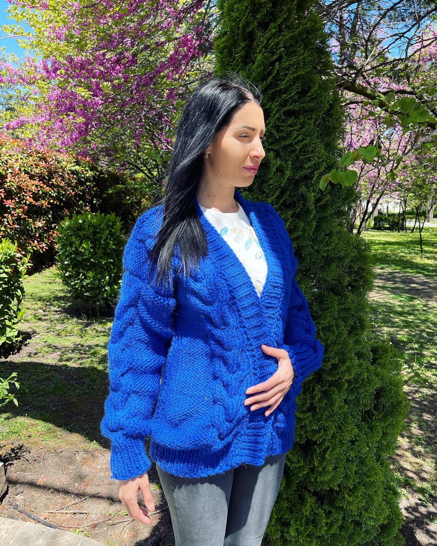 Grobstrick Wolle Pullover, Cardigan, Übergroße Damen Mantel, Reine Handgestrickte Strickjacke von BellyveKnit