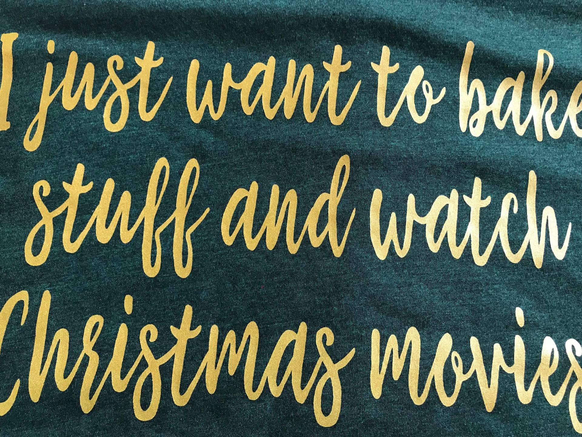 Ich Möchte Nur Sachen Zu Backen Und Uhr Weihnachts-Filme Smaragd Grün Triblend Tshirt von BellywingBoutique