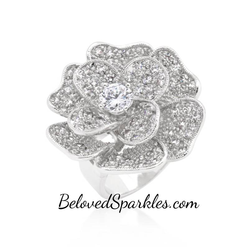 Frawn 9 Carat Large Flower Cocktail Statement Cubic Zirconia Ring-Romantic Vintage Floral Wedding Anniversary Ring von BelovedSparkles