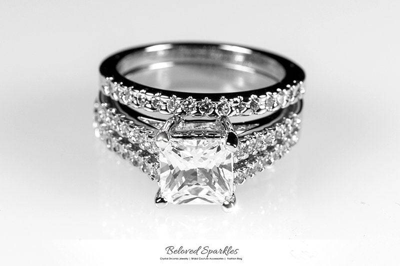 Hana 1.25Ct Princess Cut Cubic Zirconia 3.5Ct Three Band Engagement Wedding Ring Set-Princess Shape Cz Solitaire Triple Anniversary von BelovedSparkles