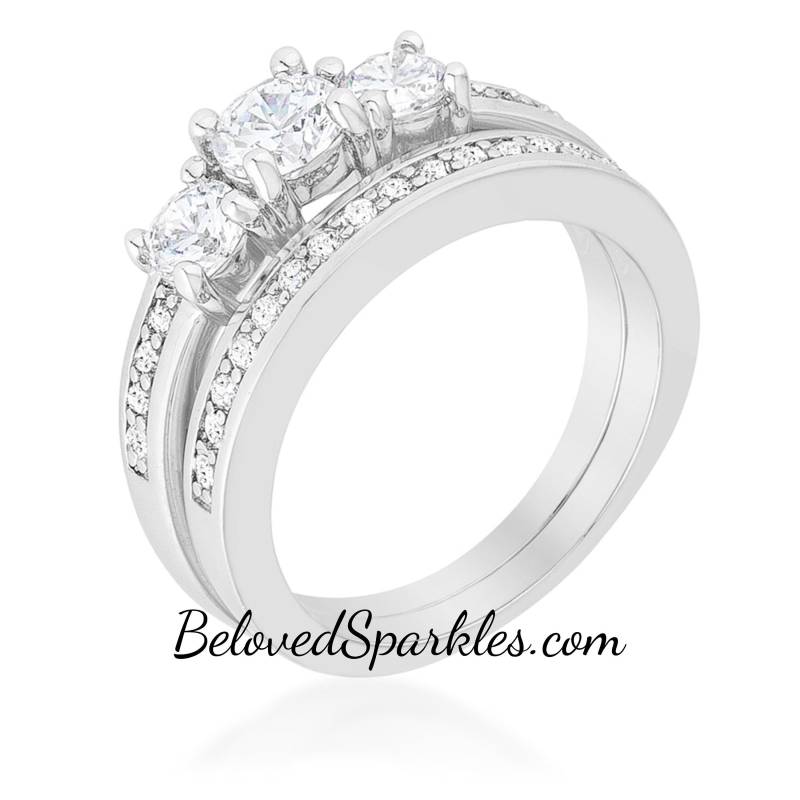 Raquel Three Round Cubic Zirconia 2.2Ct Engagement & Wedding Ring Set-Tri-stone Cut Cz Silver Bridal Anniversary Promise Set von BelovedSparkles