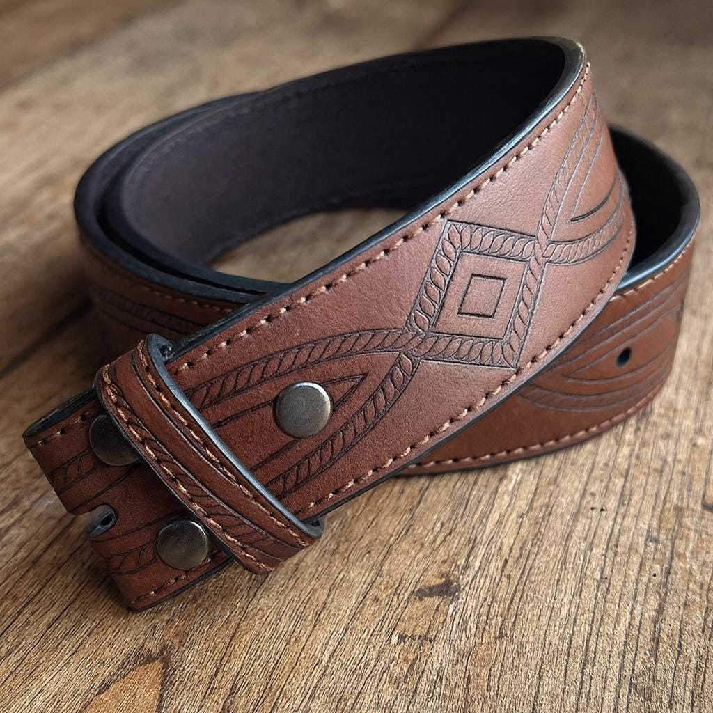 Sattelstich Brauner Ledergürtel Vollnarbiger Western-stil, Austauschbare Schnalle Sattelstich Brauner Ledergürtel Vollnarbiger Western-stil, Austauschbare Schnalle von BeltsBucklesBolos