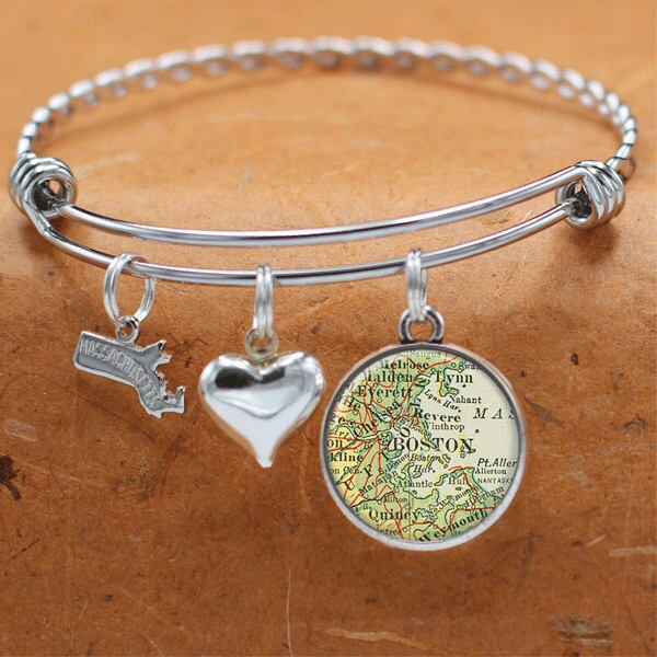Boston Massachusetts Karte Charm Armband Zustand Der Ma Armreif Landkarte Schmuck Edelstahl von BelugaHomeStudio