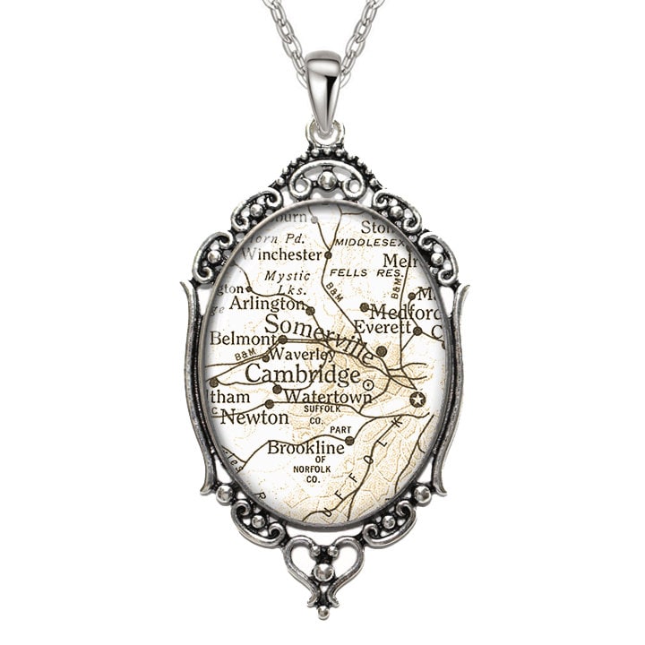 Karte Anhänger Cambride Somerville Ma Oval Filigrane Stadt Massachusetts Art Foto Grafik Halsbandanhänger von BelugaHomeStudio