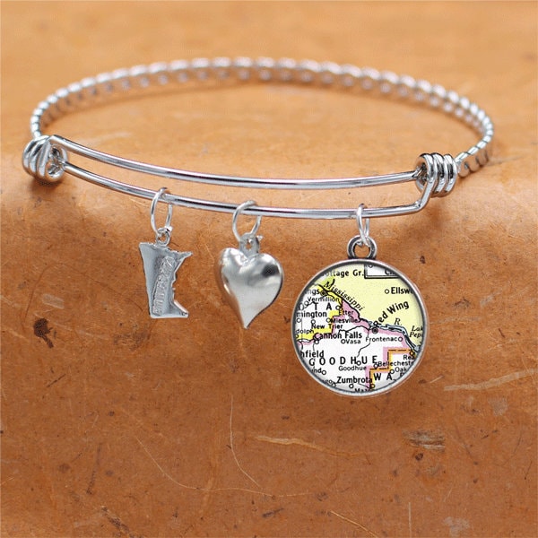 Minnesota Karte Armband/Rote Flügel Kanone Fällt Mn Bettelarmband Schmuck Brautjungfer Mütter Tag Geburtstag Graduierung Hochzeitsgeschenke von BelugaHomeStudio