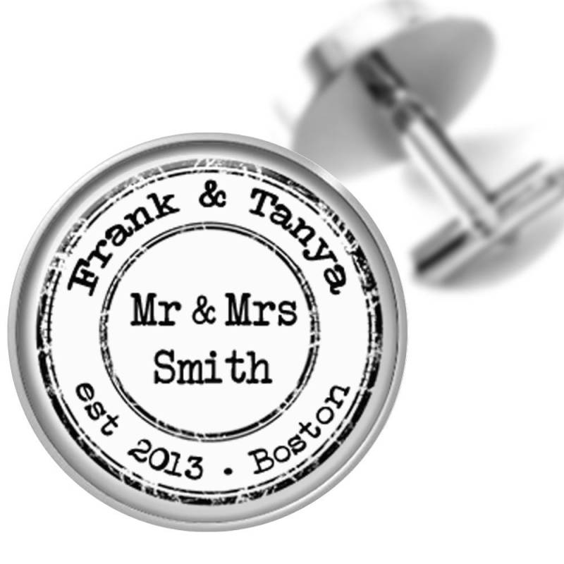 Personalisierte Hochzeit Manschettenknöpfe Vintage Style Stamp Bräutigam Jahrestag Sweethearts von BelugaHomeStudio