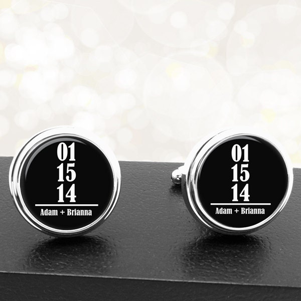Personalisierte Manschettenknöpfe Datum Namen Typografie Handgefertigte Für Bräutigam Hochzeit Sweethearts Väter Männer von BelugaHomeStudio