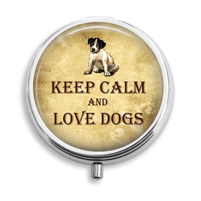 Pille Box Fall Halten Ruhe Und Liebe Hunde Halter Behälter Trinket Vitamin Medizin von BelugaHomeStudio