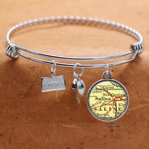 Salina Ks Karte Charm Armband Bundesstaat Kansas Bangle Armreif Landkarte Schmuck Edelstahl Geschenke Für Sie von BelugaHomeStudio