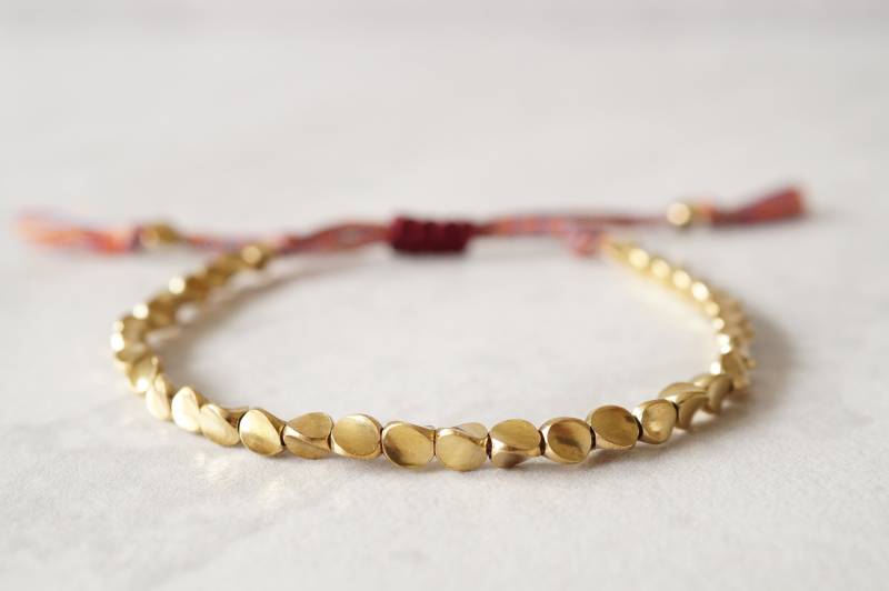 Goldenes Makramee Armband Tibet Perlenarmband Geflochten Größenverstellbar Freundschaftsband Männerarmband Unisex Armkette Goldenes Makramee Armband Tibet Perlenarmband Geflochten Größenverstellbar Freundschaftsband Männerarmband Unisex Armkette von BenSchumacherShop