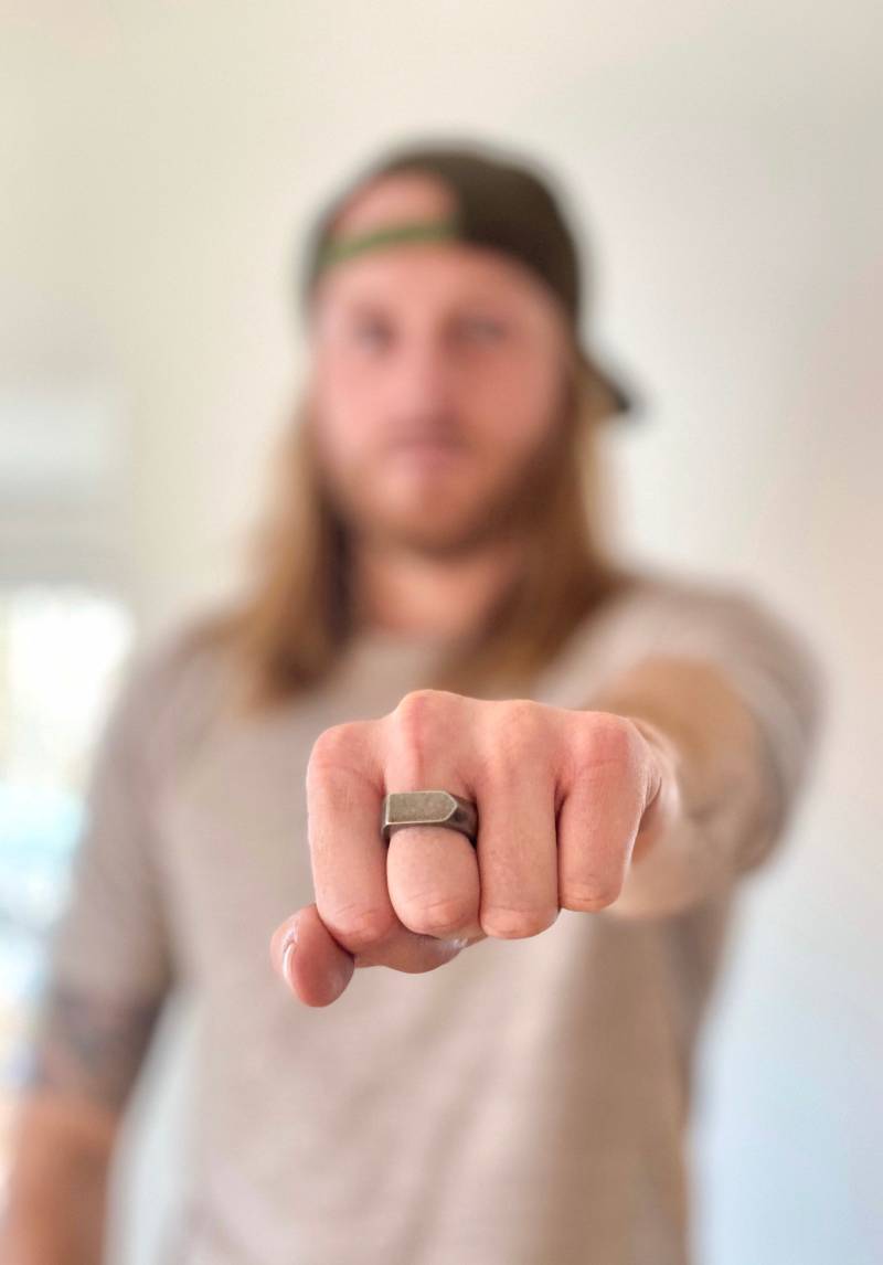 Gravur Siegelring Chunky Ring Personalisierbar Männer Individualisierbar Statement Name Initial Gravurring Geschenk Freund Valentinstag Gravur Siegelring Chunky Ring Personalisierbar Männer Individualisierbar Statement Name Initial Gravurring Geschenk Freund Valentinstag von BenSchumacherShop
