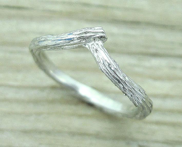 14K Gold Bark Ehering Naturholz Ring von Benati