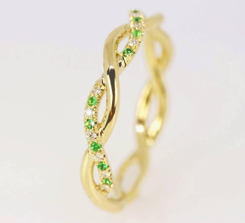 14K Gold Smaragd Diamant Eternity Band Unendlichkeit Knoten Ehering von Benati