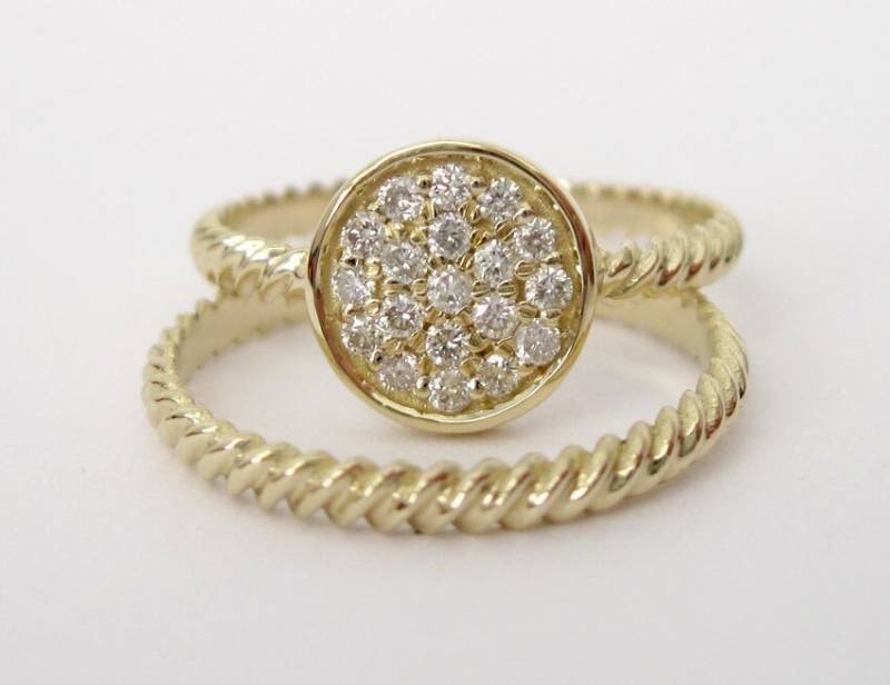 18K Gold Diamant Ehering Set Gedrehte Seil Brautringe von Benati