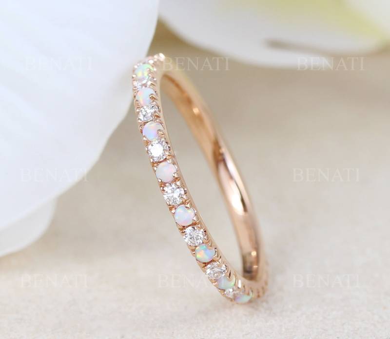 Rose Gold Opal Diamant Eternity Band Dünner 14K Ehering von Benati