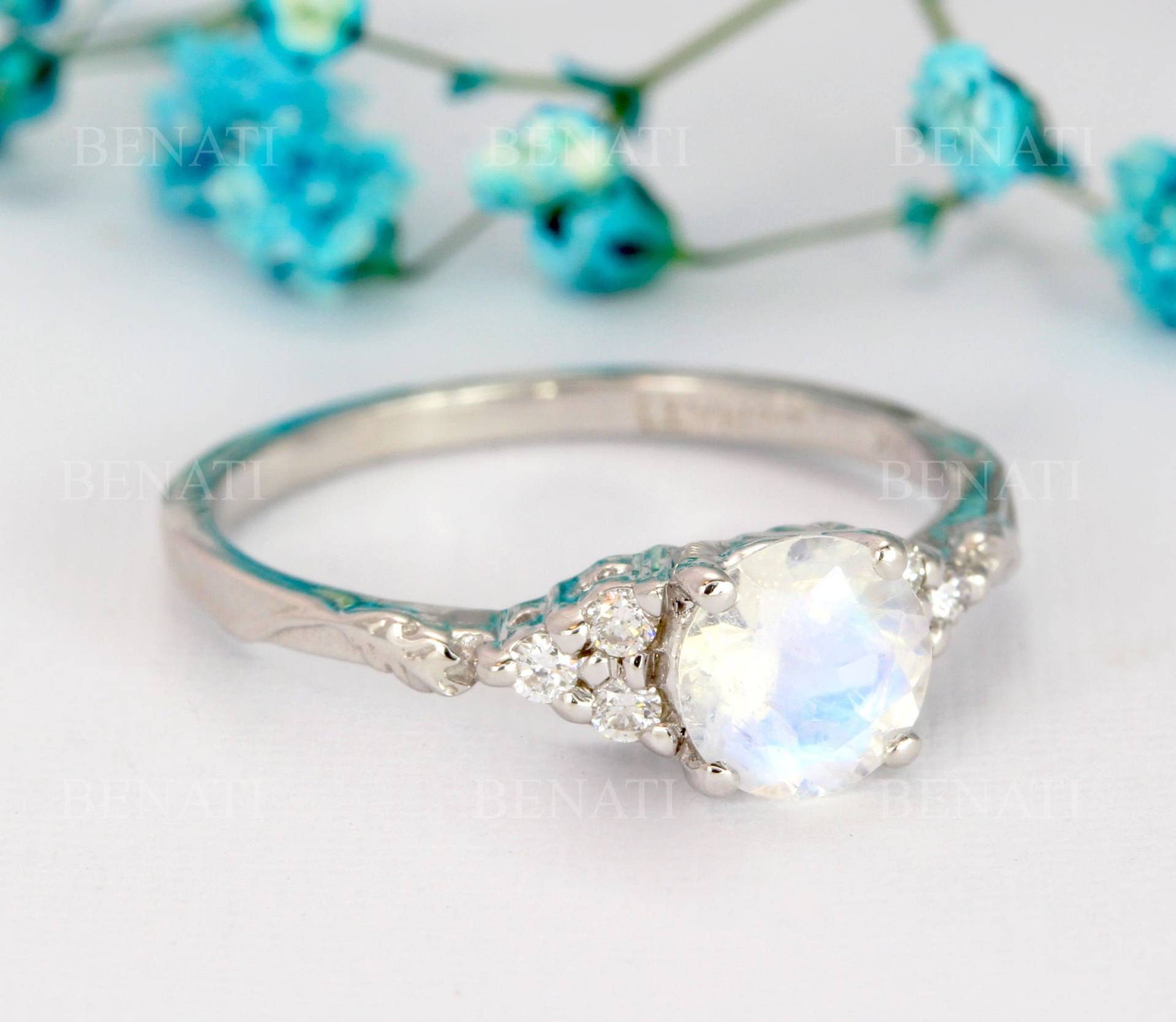 Vintage Mondstein Verlobungsring Weiß Gold, Antiker Ehering, Floraler Brautring, Jahrestag Ring, Art Deco Versprechen Ring von Benati