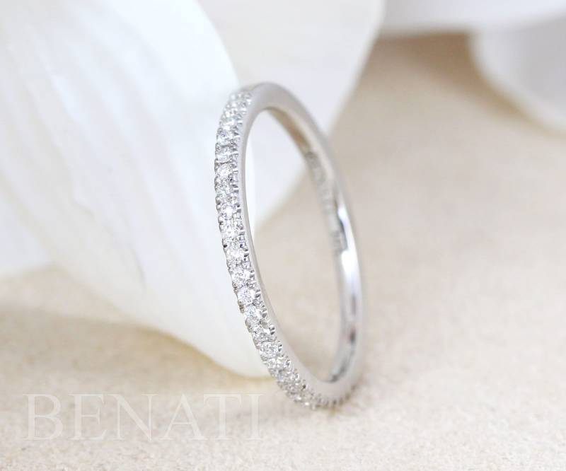 14K Gold Diamant Eternity Band Halbe Ewigkeit Ehering von BenatiBridal