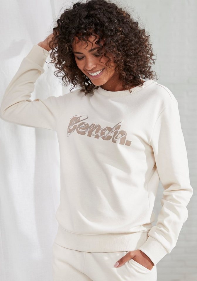 Bench. Loungewear Sweatshirt mit Logodruck und Stickerei, Loungeanzug von Bench. Loungewear