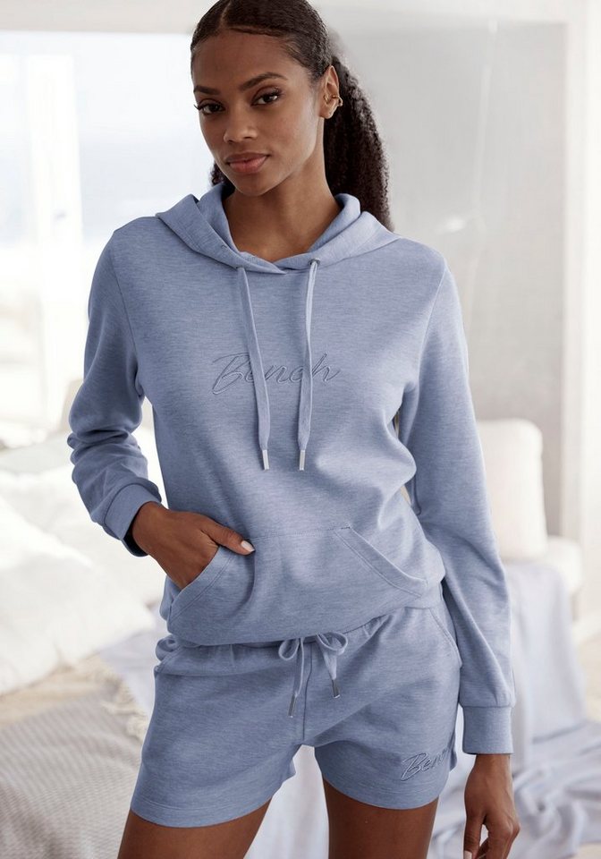 Bench. Loungewear Kapuzensweatshirt -Lounge Hoodie- mit glänzender Logostickerei, Loungewear, Loungeanzug von Bench. Loungewear