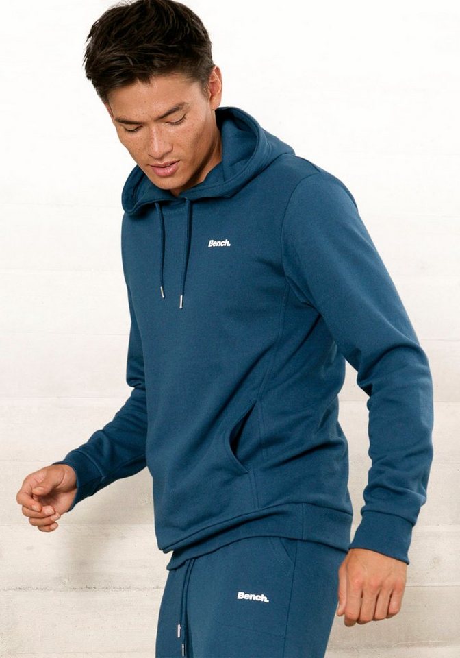 Bench. Loungewear Kapuzensweatshirt mit seitlichen Taschen von Bench. Loungewear