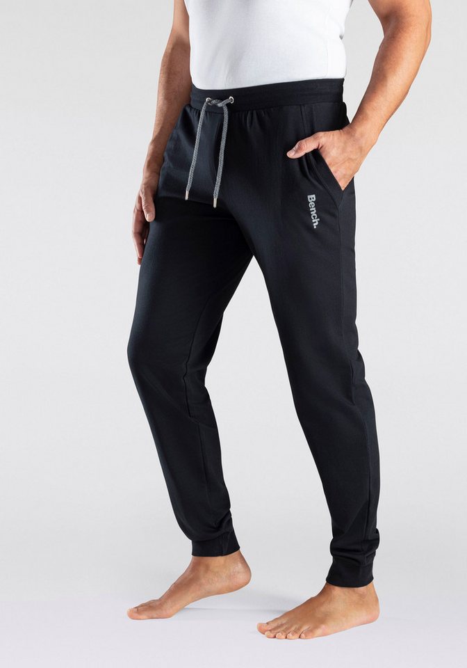 Bench. Loungewear Sweathose mit Bündchen unten am Saum von Bench. Loungewear