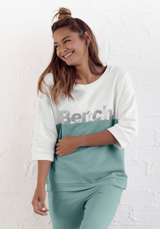 Bench. Sweatshirt im Colorblocking Design, Loungewear, Loungeanzug von Bench.