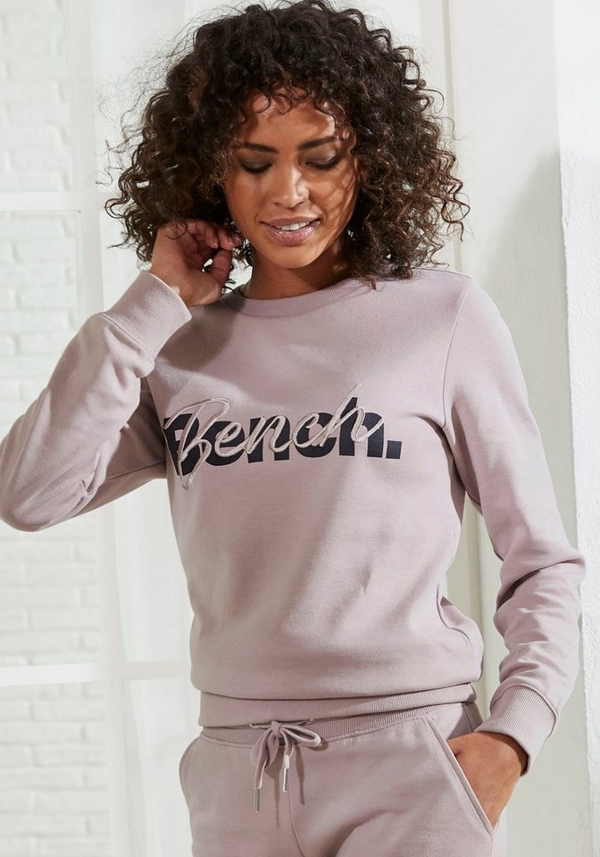 Bench. Loungewear Sweatshirt mit Logodruck und Stickerei, Loungeanzug von Bench. Loungewear