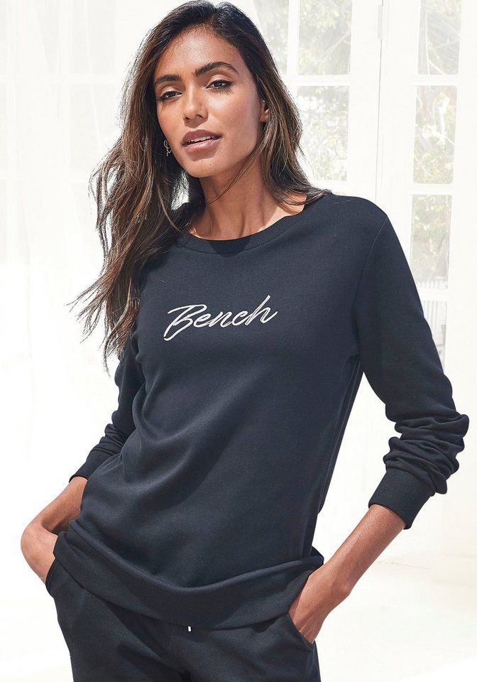 Bench. Loungewear Sweatshirt Loungeshirt mit Logostickerei, Loungewear, Loungeanzug von Bench. Loungewear