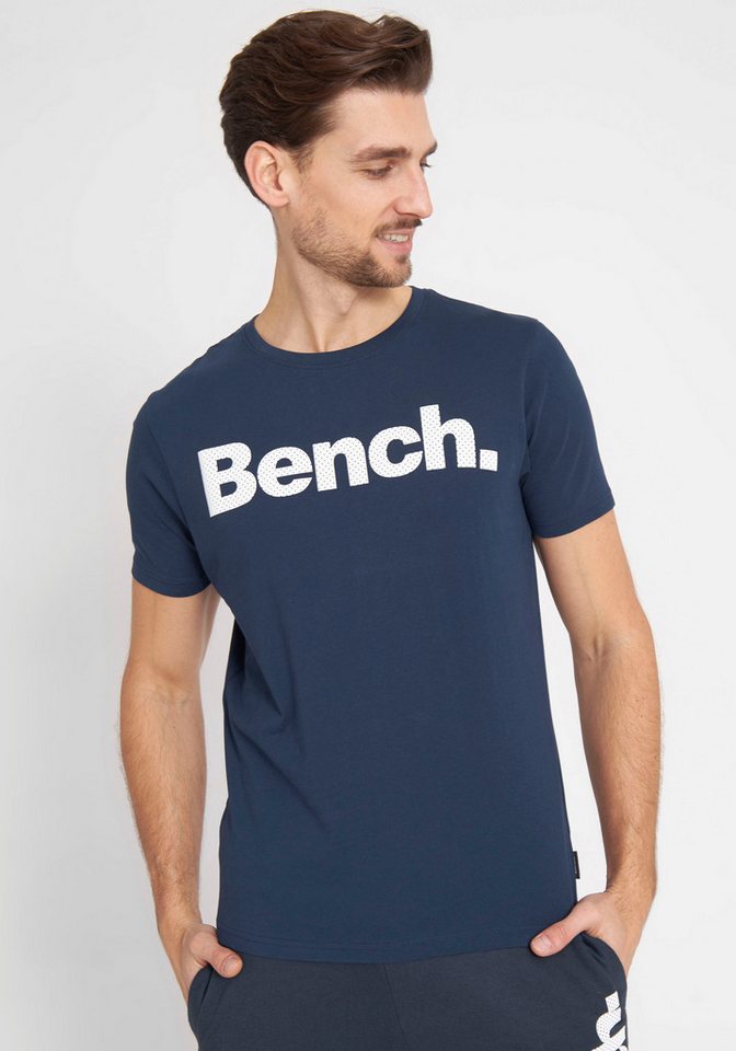 Bench. T-Shirt LEANDRO von Bench.
