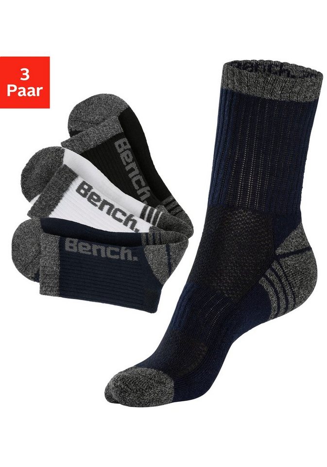 Bench. Tennissocken (3-Paar) mit Pikeestruktur und Mittelfußgummi von Bench.