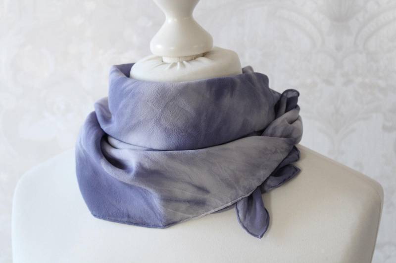 Seidentuch Zirkel Blau Lila Gemustert Tuch Seide von BendelartShop