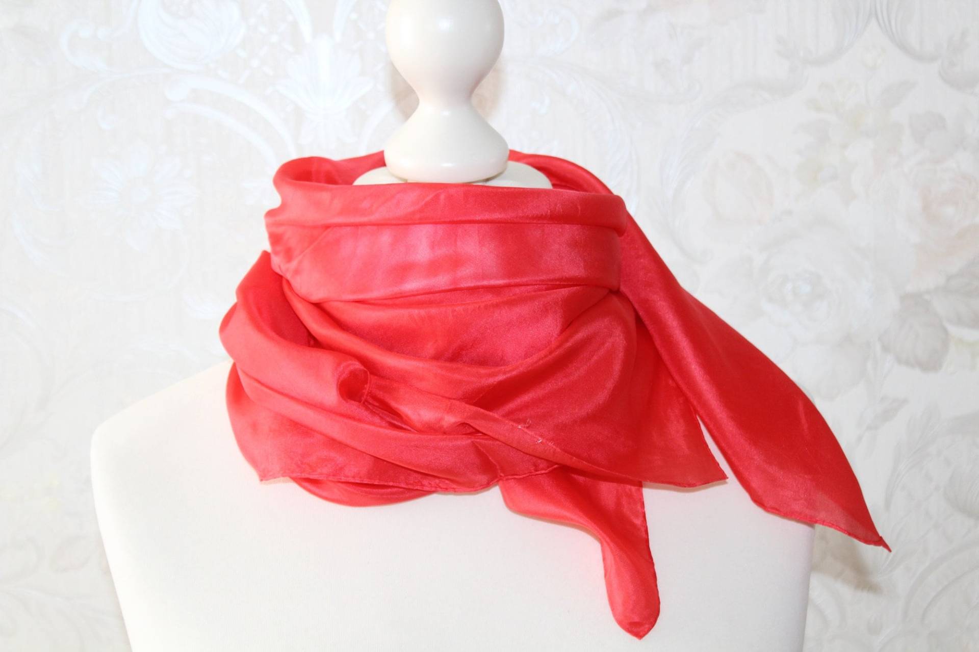 Schal Oder Tuch Seide Rot Viele Größen Handarbeit Geschenk von BendelartShop