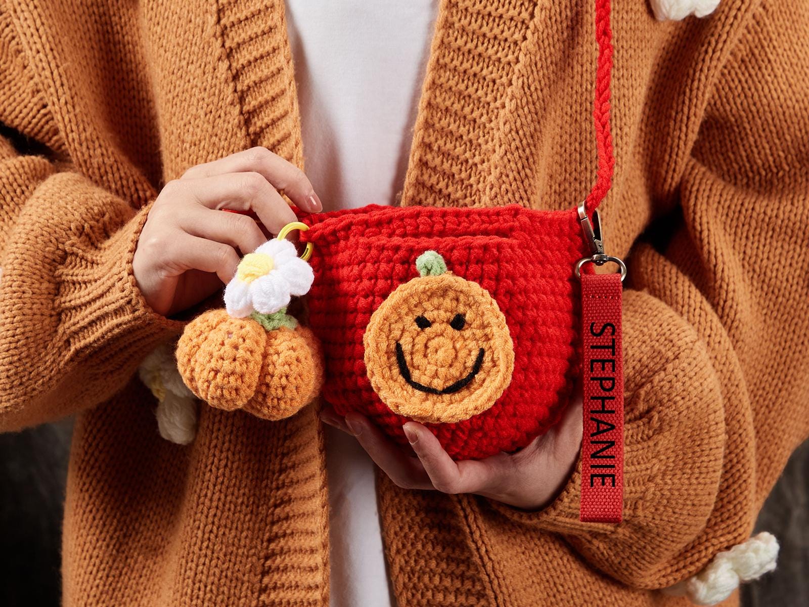 Benutzerdefinierte Halloween-Namensschilder, Personalisierte Halloween-Süßigkeitstasche Mit Namensschild, Süßes Oder Saures Halloween-Kindertasche von Bengliang