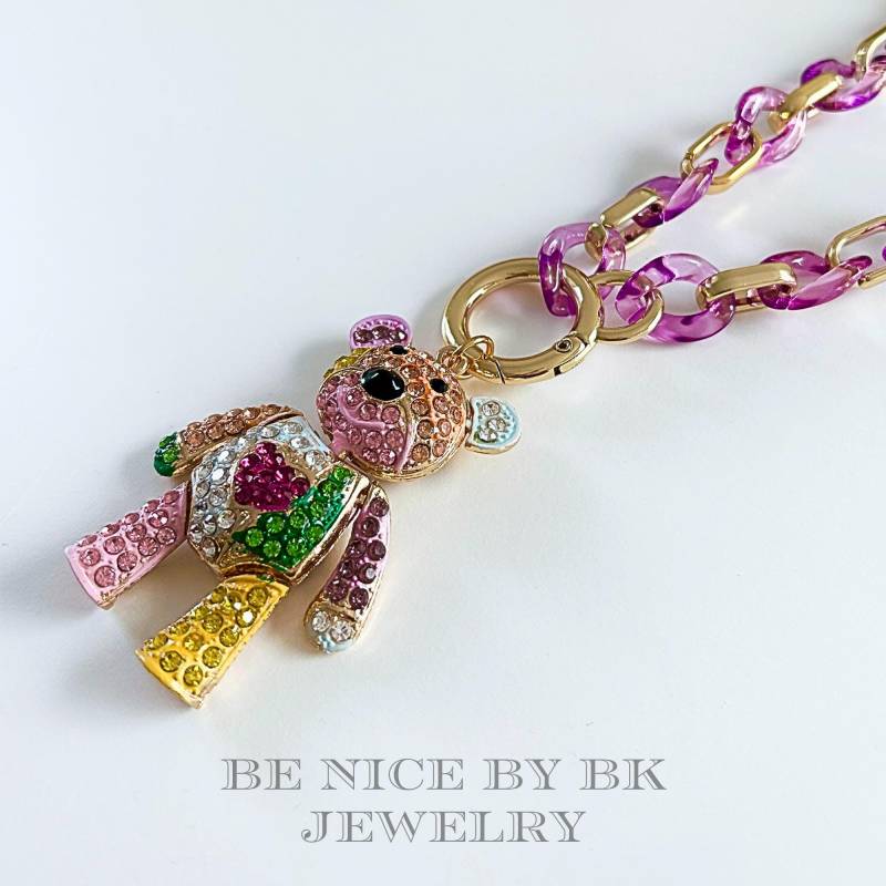Lange Kette Mit Anhänger Teddy Im Y2K Style - Statement Acryl Gliederkette Lang Schmuck Für Frauen von BenicebyBK