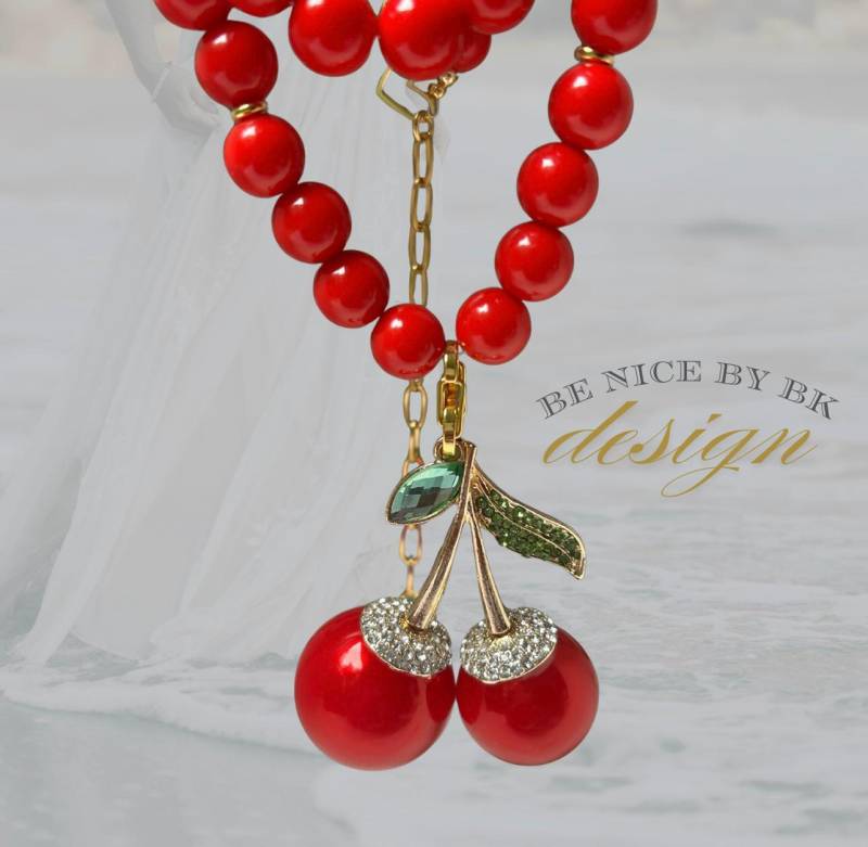 Lange Statement Kette Mit Cherry Anhänger 18K Vergoldet - Halskette Damen Schmuck Geschenk Für Frauen Freundin von BenicebyBK