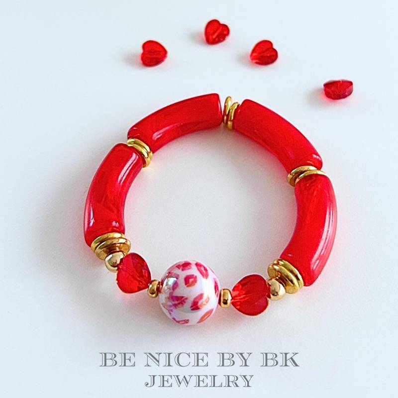 Valentinstag Geschenk Armband, Perlenarmband Damen Im Boho Style Mit Roten Acryl Tube Perlen, Armband Für Freundin von BenicebyBK
