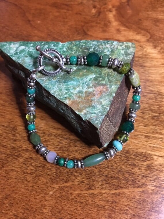 Gemischten Grünen Armband von BensonHandcrafted