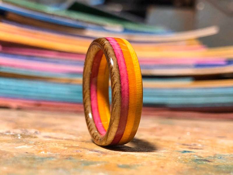 Skateboard Ring - Das Tal-Mädchen von BentreeDesignCo
